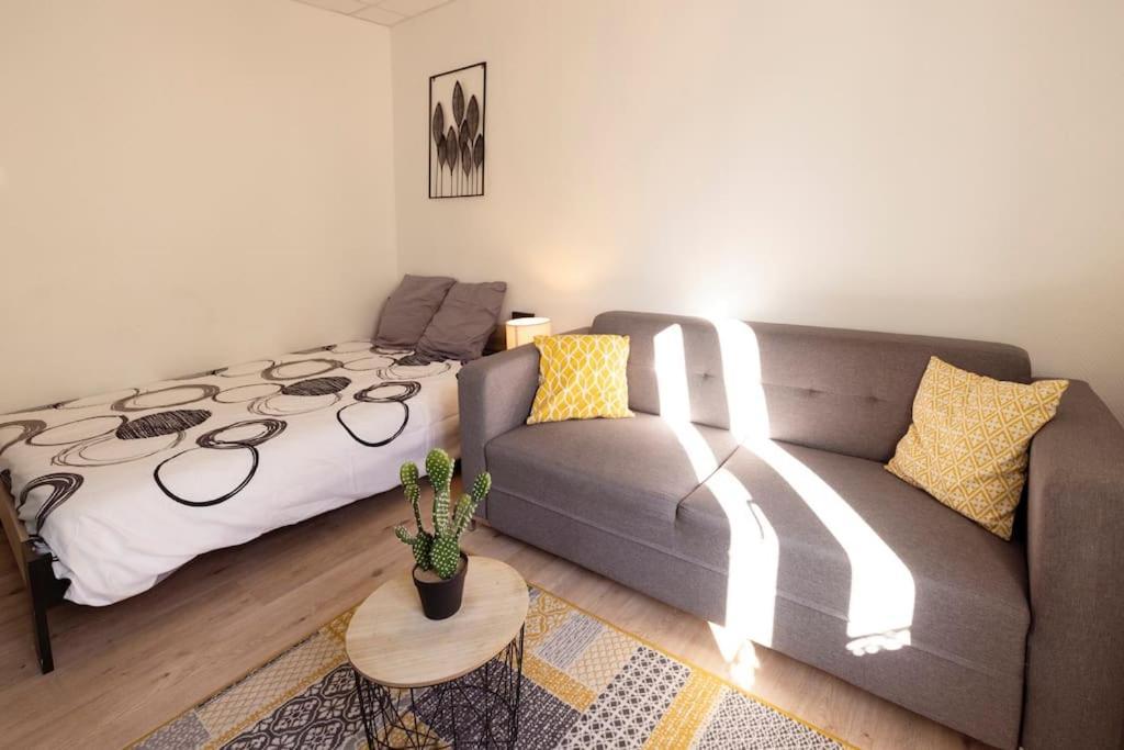 Le Citadin E - Entierement Equipe - Centre-Ville Gare Montluçon Zewnętrze zdjęcie
